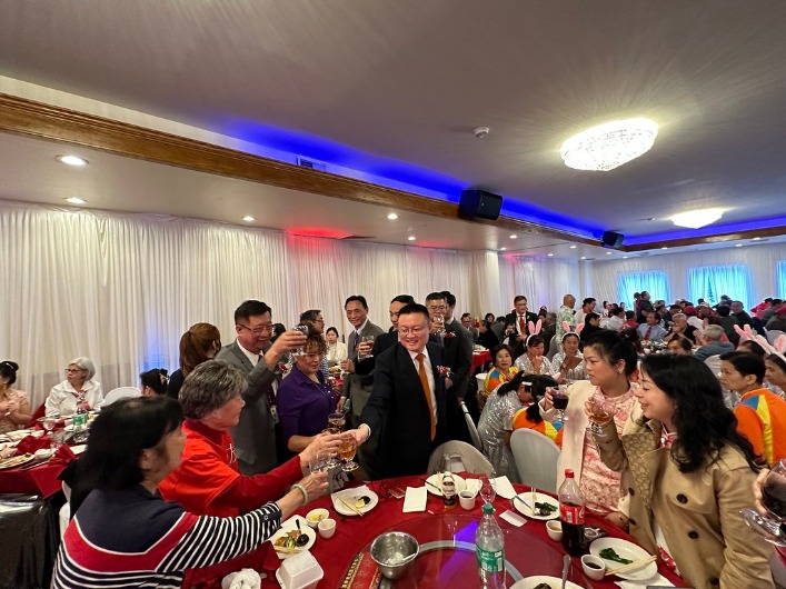 王大雷染红,泰山队,人战平河南,百家乐21点,百家乐技巧,21点规则,线上百家乐,赌场游戏,百家乐攻略,21点投注技巧,百家乐玩法,21点策略,百家乐心得